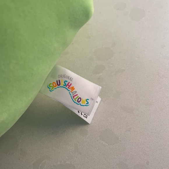 Squishmallow
Original Kellytoy
Jackie the Purple Plush
12” - Picture 6 of 9